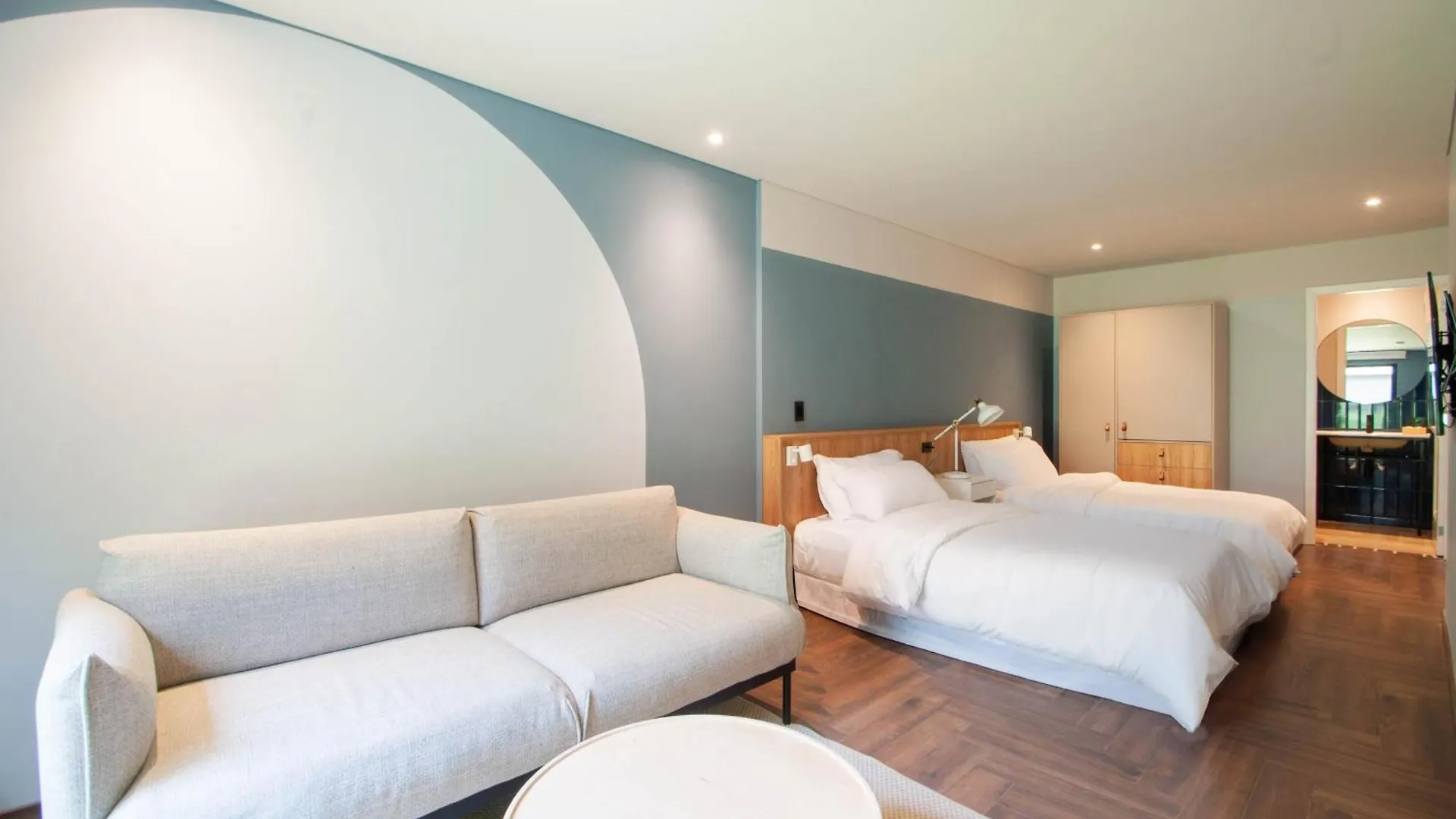 Bloomhouse Parkway Aparthotel Bogota 0*,  Colombia