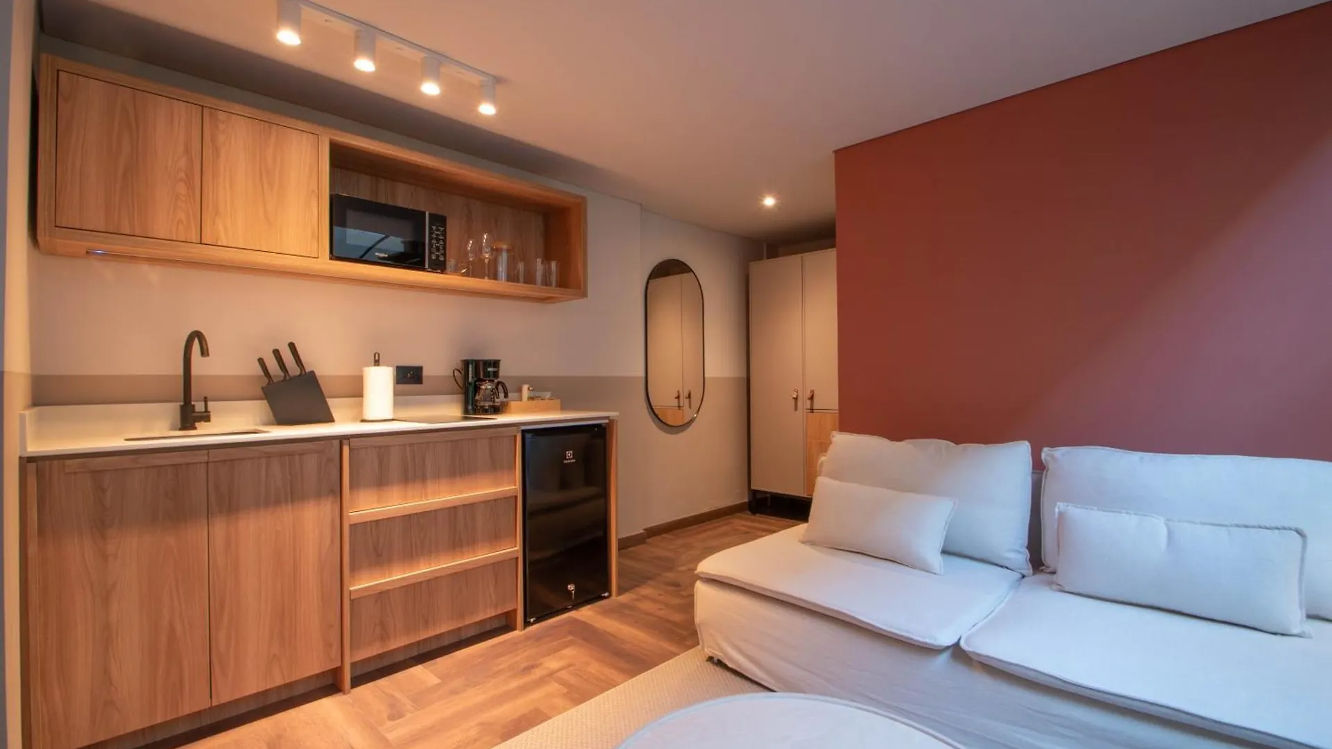 Bloomhouse Parkway Aparthotel Bogota